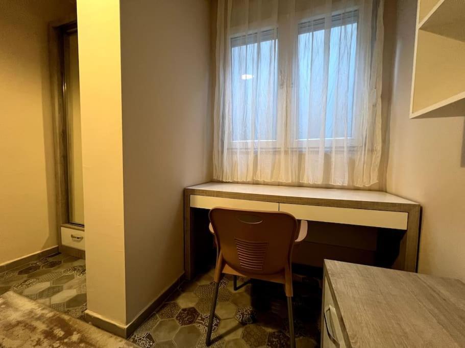Basement Floor, Konforlu, Ferah, Genis 1+1 '24' Daire Antalya