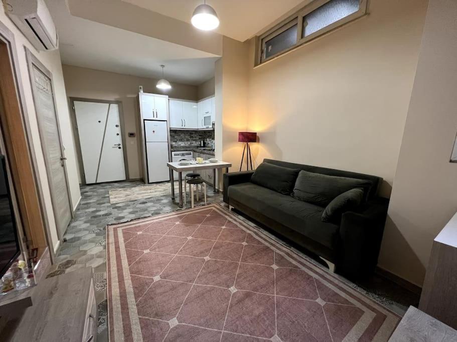 Basement Floor, Konforlu, Ferah, Genis 1+1 '24'